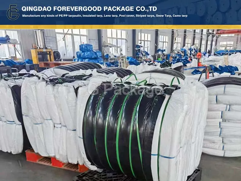 Изолированный брезент размером 12x24 фута с печатью логотипа